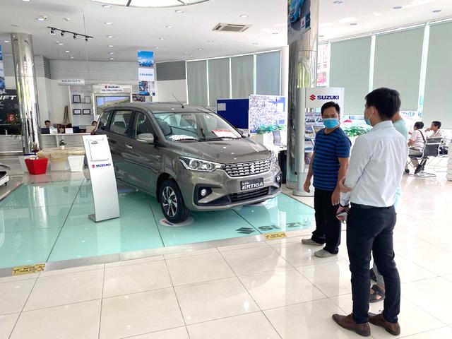 Dấu hiệu lạc quan về thị trường ô tô trước 'cú hích' xem xét giảm 50% lệ phí trước bạ