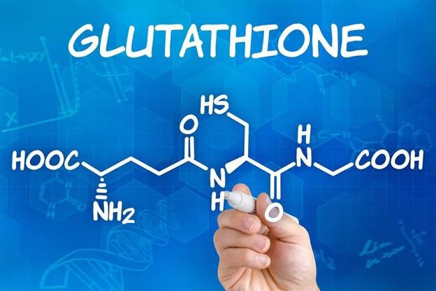 Những điều bạn cần biết về glutathione và dưỡng trắng da