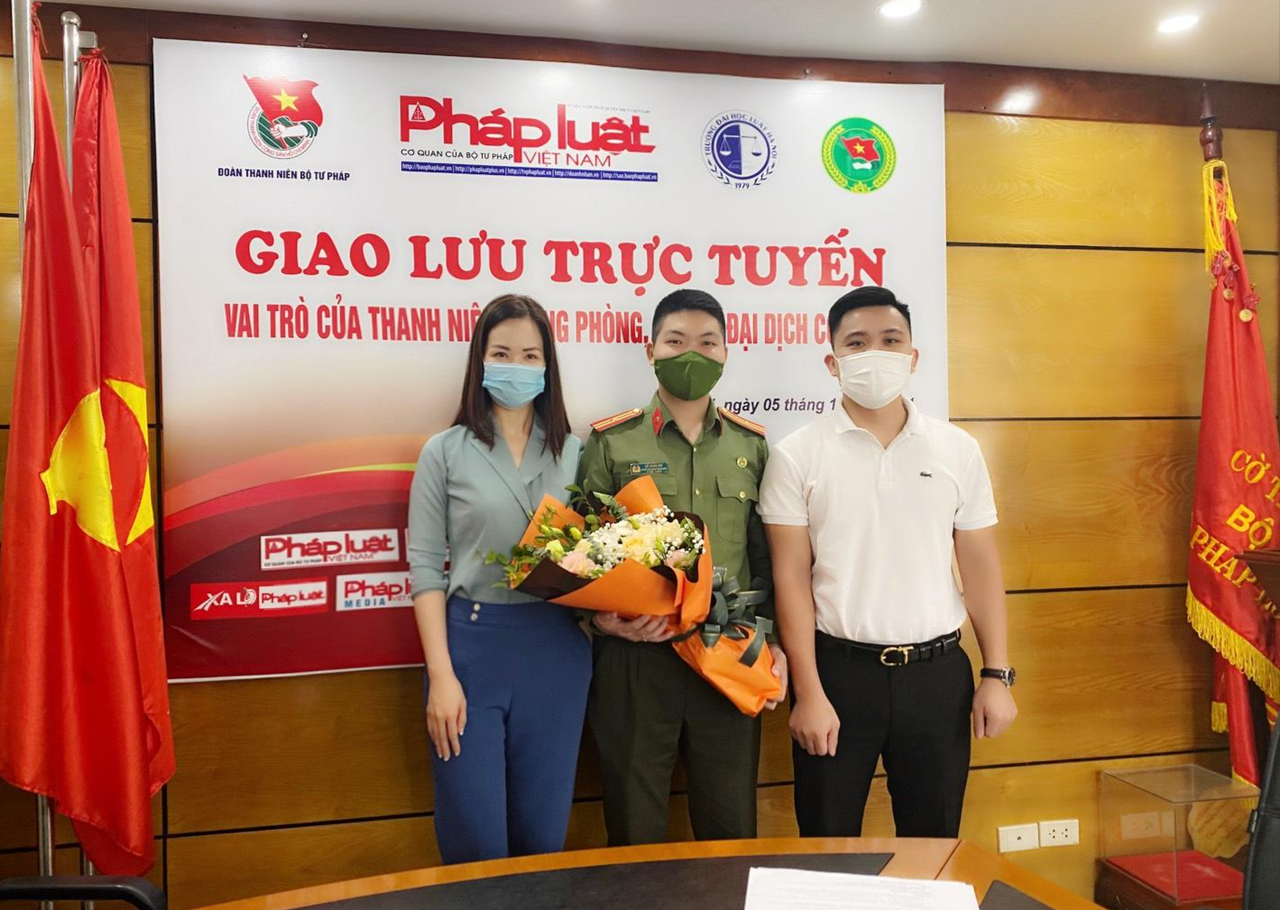 Phát huy vai trò thanh niên trong 'cuộc chiến' chống đại dịch COVID-19