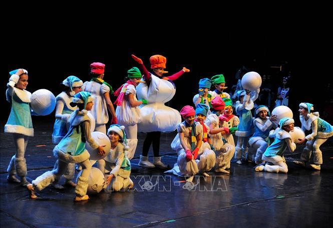 Không khí đón Giáng sinh tại nhiều nước trên thế giới