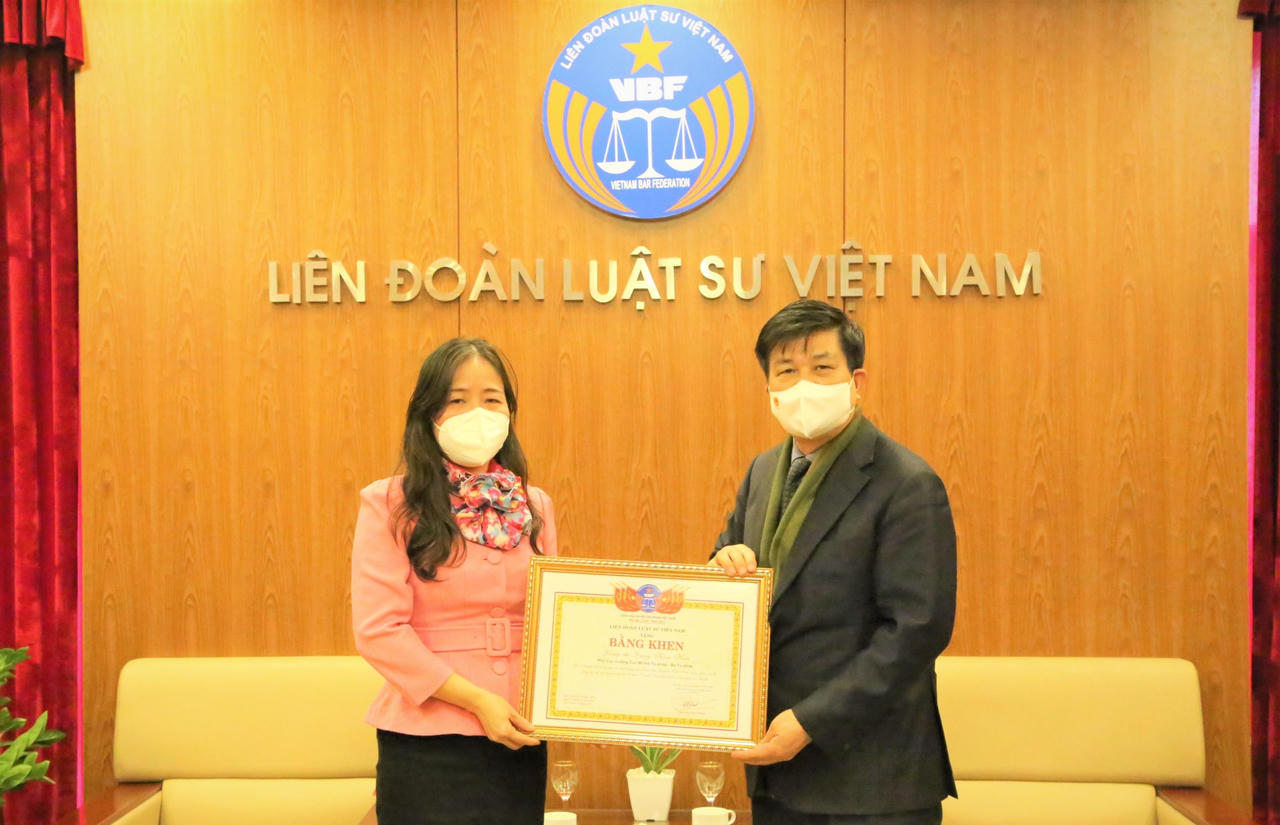 Lãnh đạo Cục Bổ trợ tư pháp, Bộ Tư pháp chúc mừng năm mới Liên đoàn Luật sư Việt Nam