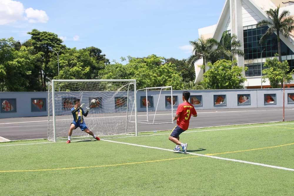 UBND huyện Thanh Trì vô địch Giao lưu bóng đá Xây dựng mở rộng lần thứ VI năm 2022