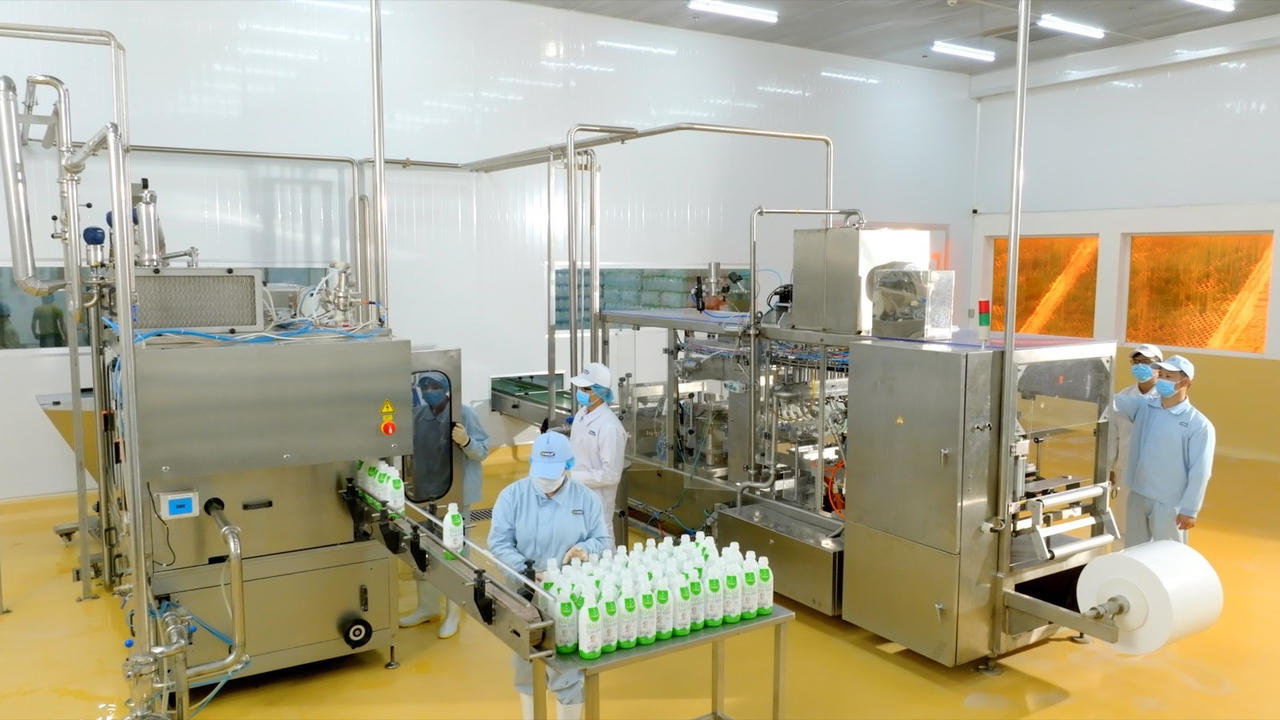 VPMILK khánh thành nhà máy mô hình sinh thái VPMILK ECO FARM