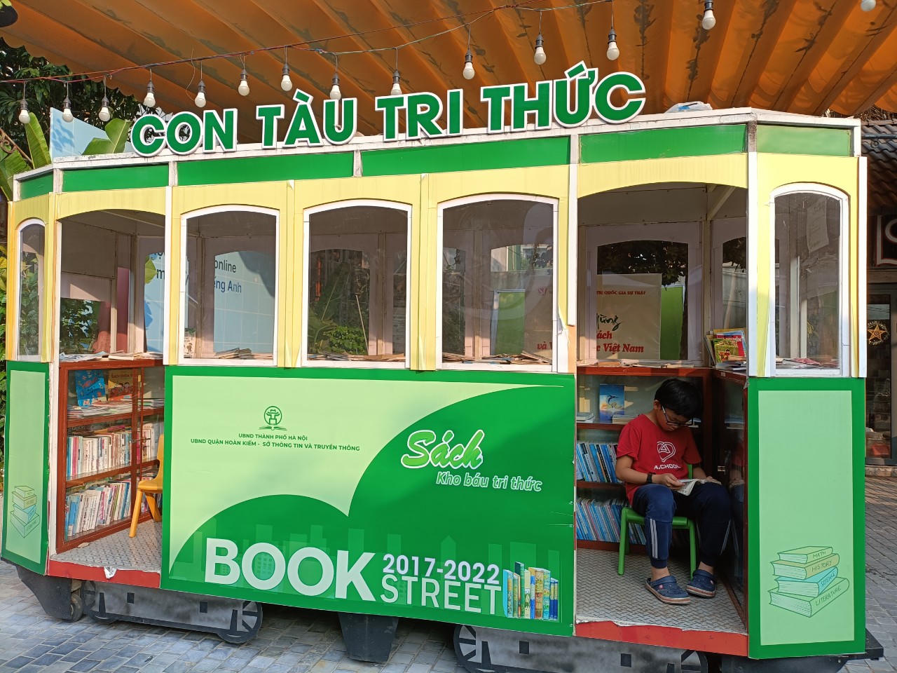 Trao cho trẻ hứng thú đọc sách