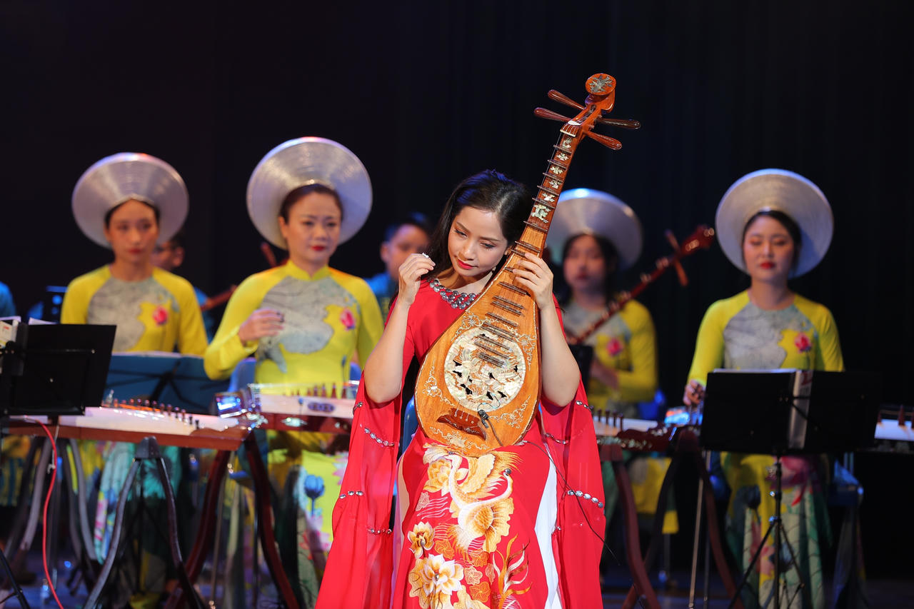 Hành lang pháp lý cho nghệ thuật biểu diễn