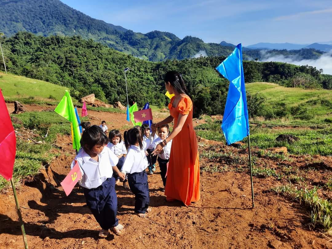 Giáo dục là mang lại hạnh phúc cho muôn nhà