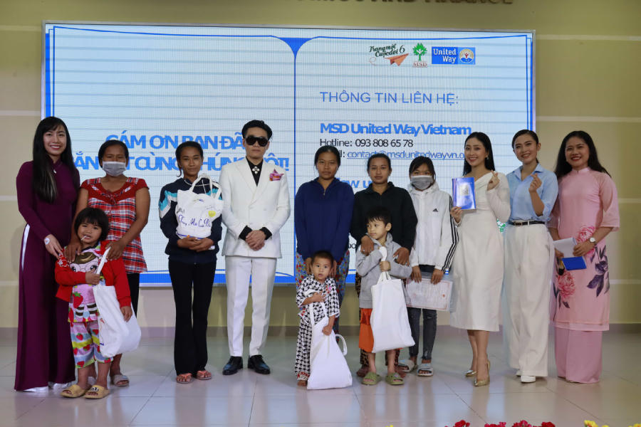 Mở ra trang mới cuộc đời cho em