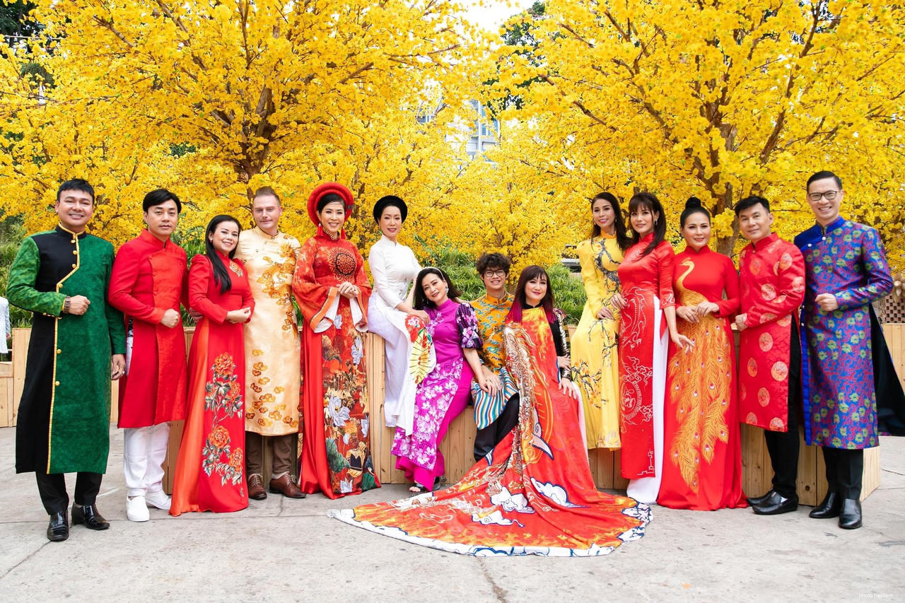 Rộn ràng đón Tết, kỳ vọng một năm khởi sắc