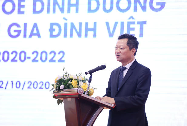 Vinamilk cùng CLB Điều dưỡng trưởng tập huấn chăm sóc sức khỏe cho trẻ em, người cao tuổi