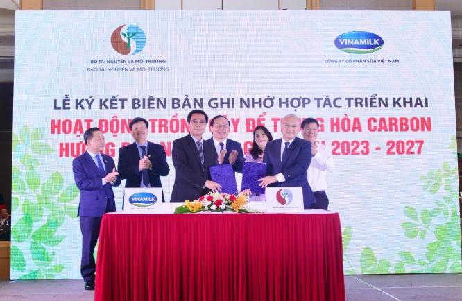 Vinamilk 7 năm liền vào top 10 doanh nghiệp bền vững Việt Nam