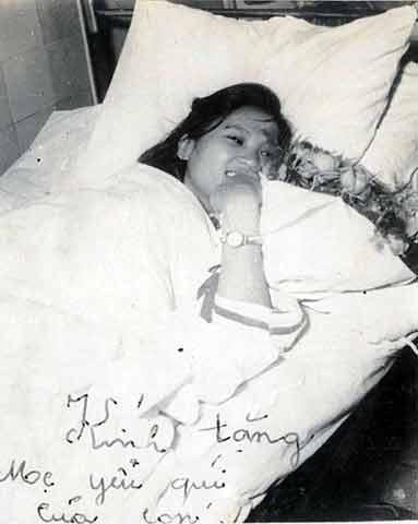 Tôn vinh phụ nữ Khu V anh hùng