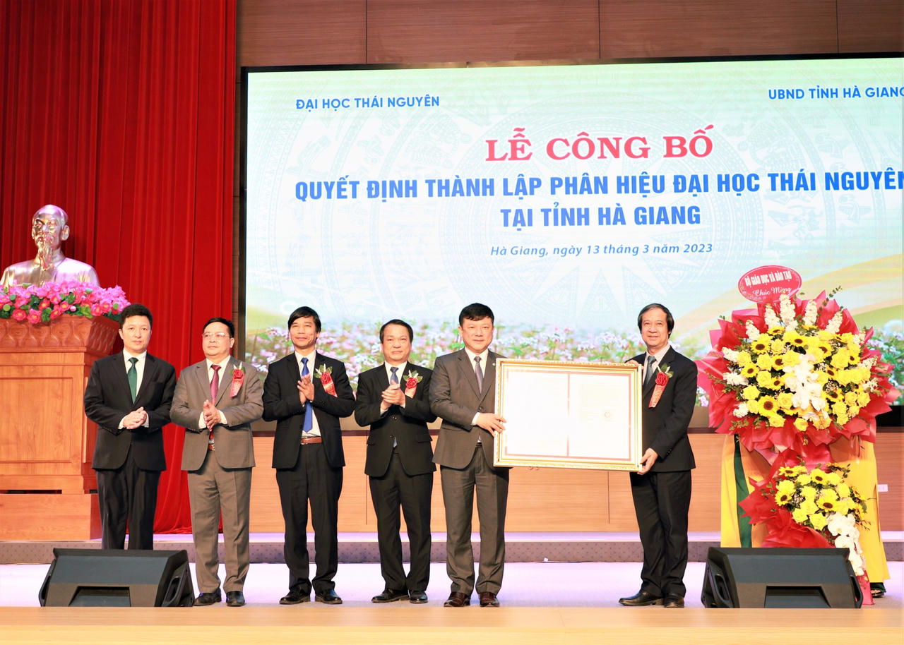 Công bố Quyết định thành lập Phân hiệu Đại học Thái Nguyên tại Hà Giang