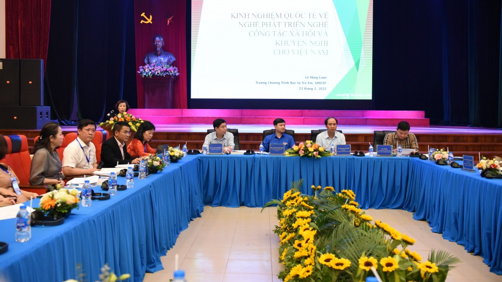 Hoàn thiện hành lang pháp lý để nghề công tác xã hội trở nên chuyên nghiệp