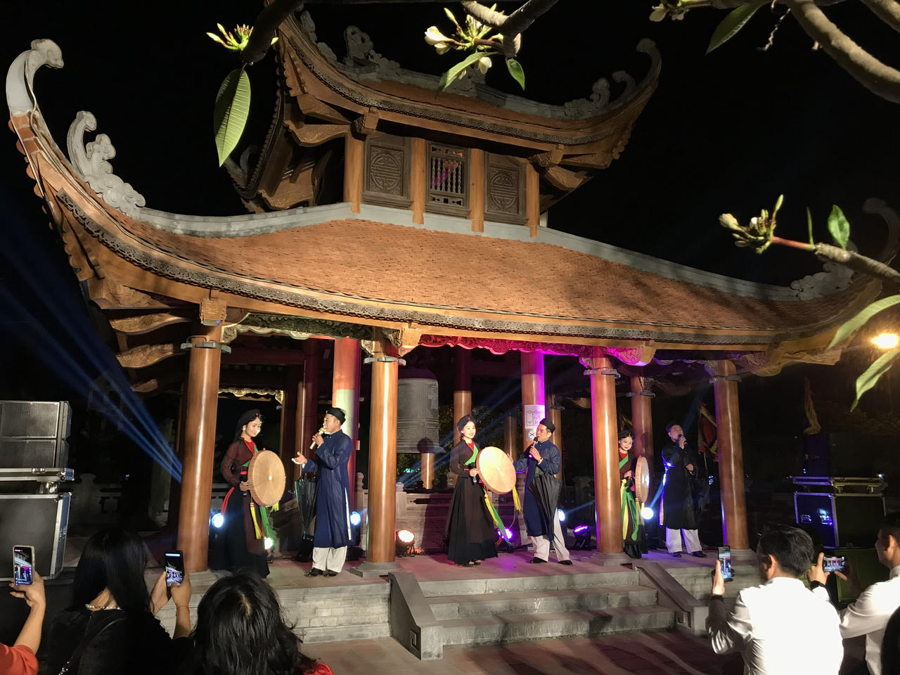 Oai hùng chiến thắng Xương Giang