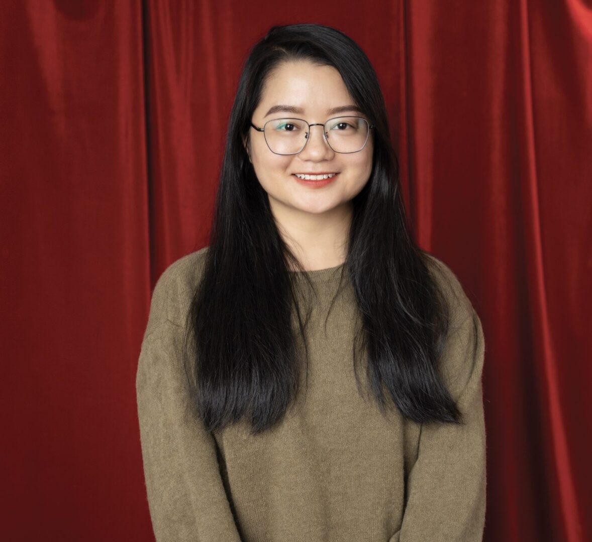 Hai cô gái Tày, Mường và hành trình vạn dặm