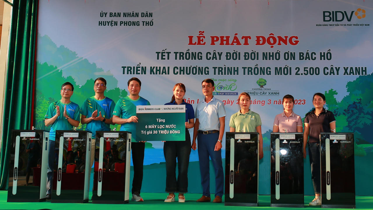 BIDV trồng cây xanh tại Lai Châu