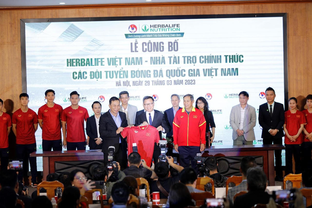 Herbalife Việt Nam và LĐBĐVN hợp tác vì tương lai bóng đá nước nhà