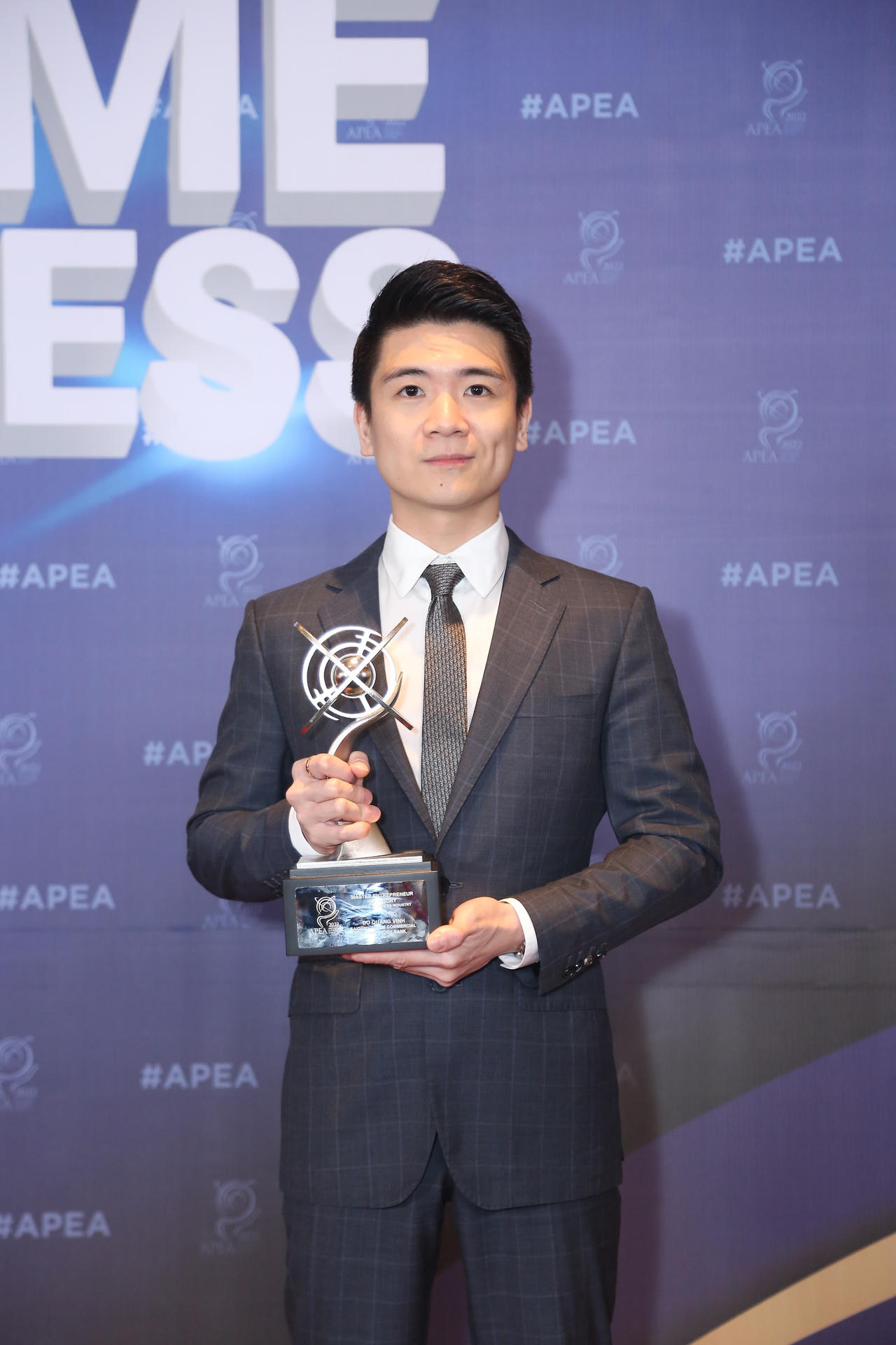 Ông Đỗ Quang Vinh được vinh danh “Doanh nhân Châu Á xuất sắc ngành dịch vụ tài chính”