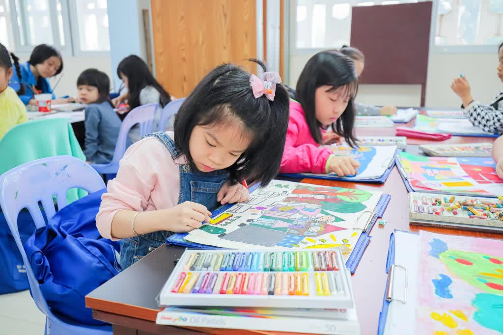 Làm gì để trẻ em có một mùa hè đúng nghĩa và an toàn?