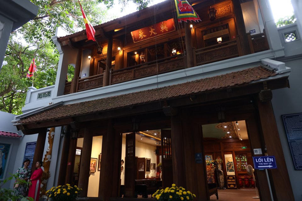 Rộn ràng lễ hội kỷ niệm 595 năm Vua Lê Thái Tổ đăng quang