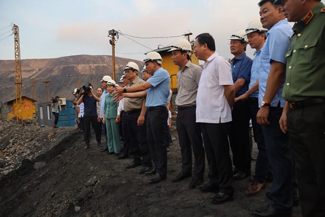 Thủ tướng Chính phủ đánh giá cao TKV trong sản xuất, tăng sản lượng, đáp ứng than cho nhiệt điện