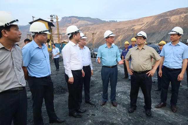 Thủ tướng Chính phủ đánh giá cao TKV trong sản xuất, tăng sản lượng, đáp ứng than cho nhiệt điện