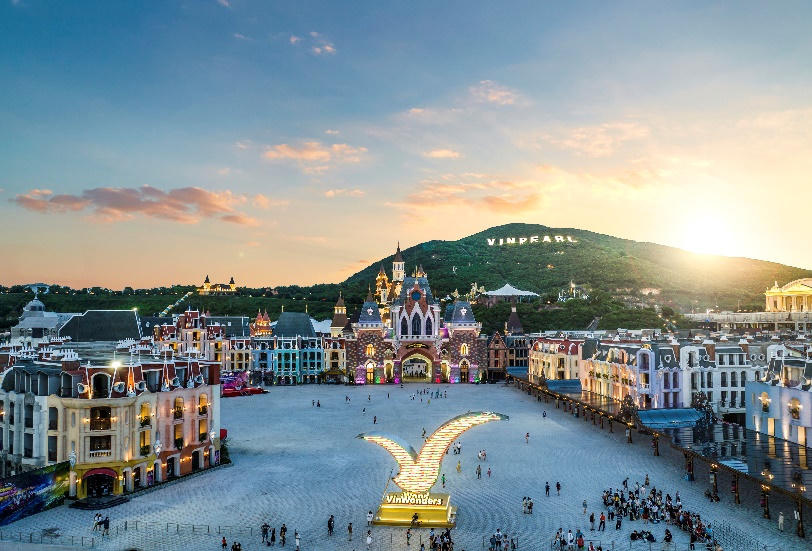 Chân dung 4 nghệ sĩ GenZ 'khuấy đảo' đại nhạc hội 8Wonder