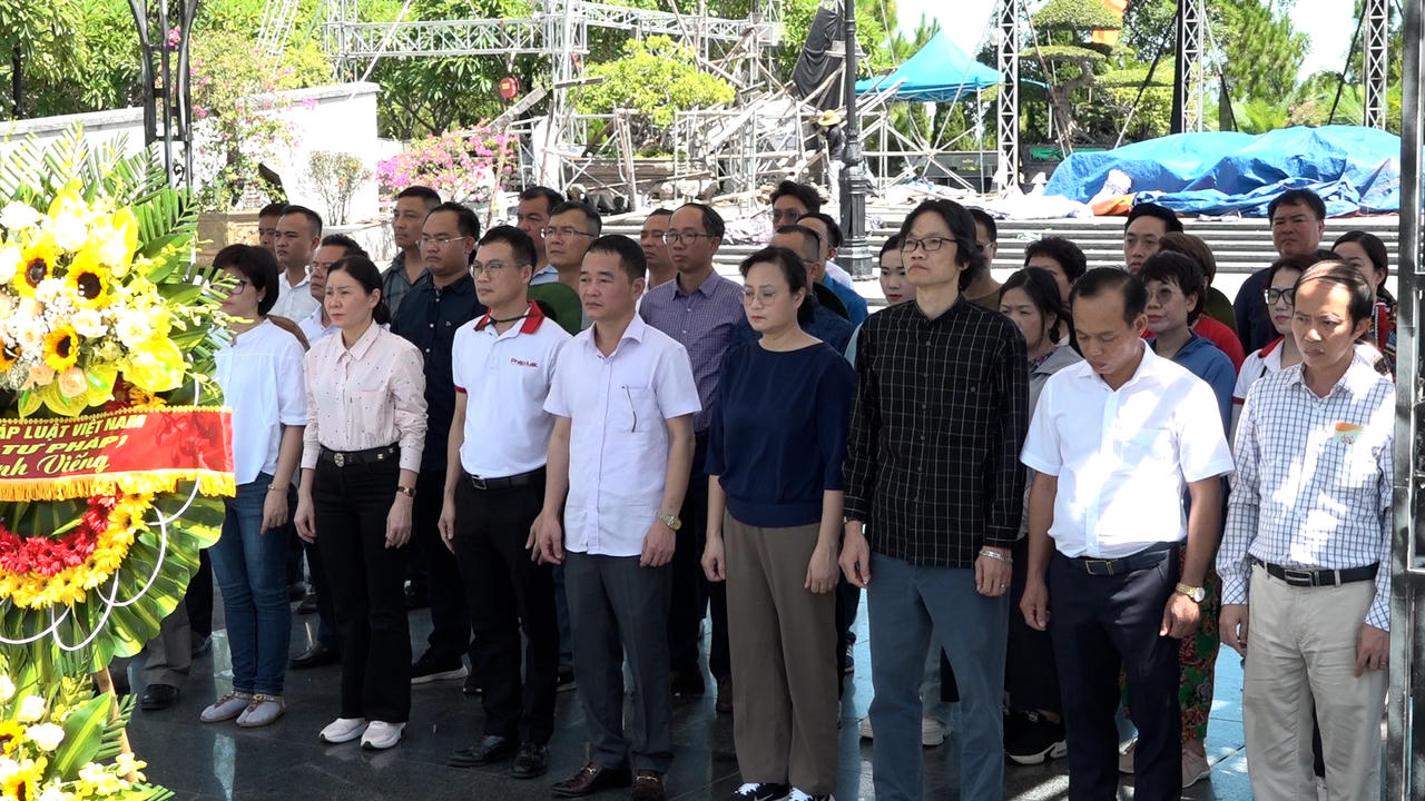 Nối dài hành trình bồi đắp tâm hồn trên 'đất lửa' anh hùng miền Trung