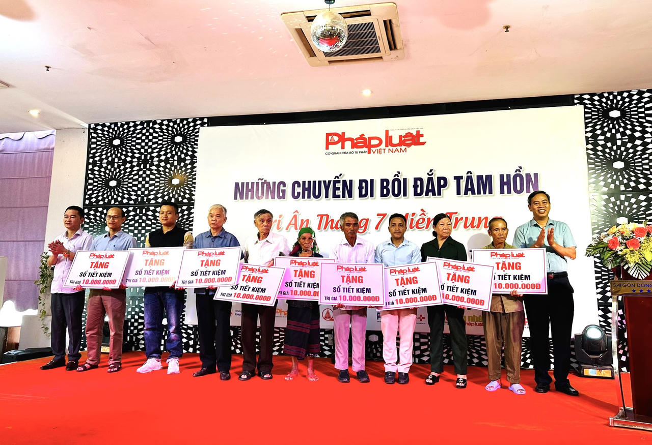 Nối dài hành trình bồi đắp tâm hồn trên 'đất lửa' anh hùng miền Trung