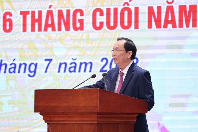 Thực hiện chính sách tiền tệ nới lỏng hơn có trọng tâm, trọng điểm, tiếp tục giảm lãi suất cho vay cho doanh nghiệp