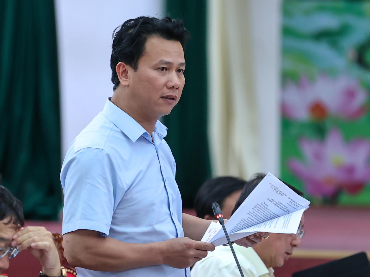 Thủ tướng: Xử lý ngay các điểm sạt lở đặc biệt nguy hiểm tại ĐBSCL