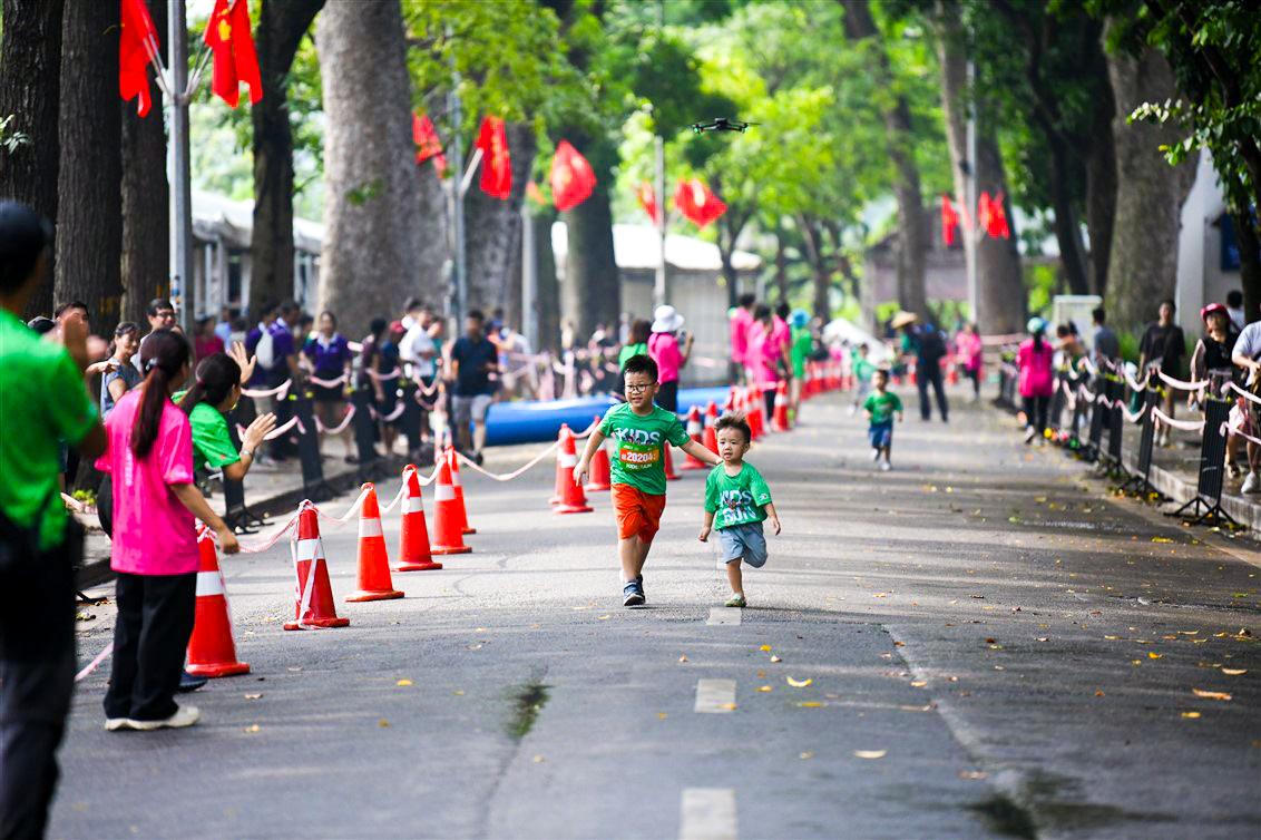 Sôi nổi các hoạt động trước giờ khởi tranh VPBank Hanoi International Marathon 2023
