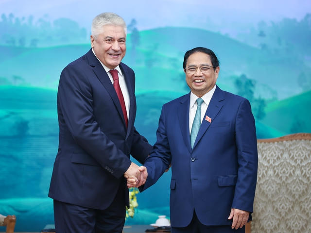 Thủ tướng Phạm Minh Chính tiếp Bộ trưởng Bộ Nội vụ Nga - Ảnh 1. Thủ tướng Phạm Minh Chính tiếp Bộ trưởng Bộ Nội vụ Nga