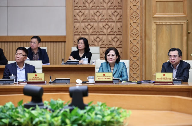 Thủ tướng chủ trì phiên họp Chính phủ chuyên đề pháp luật tháng 11