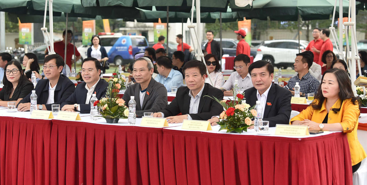 Bế mạc Giải bóng đá các cơ quan Trung ương mở rộng tranh Cúp Báo Đại biểu Nhân dân