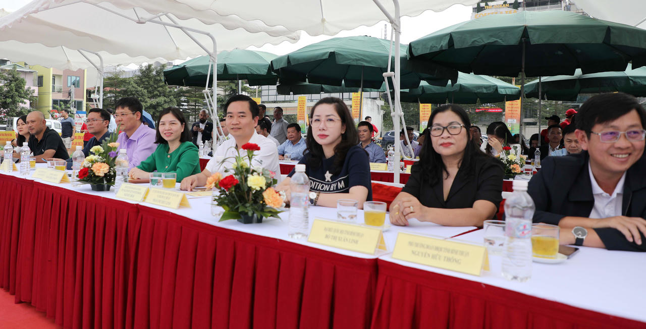 Bế mạc Giải bóng đá các cơ quan Trung ương mở rộng tranh Cúp Báo Đại biểu Nhân dân