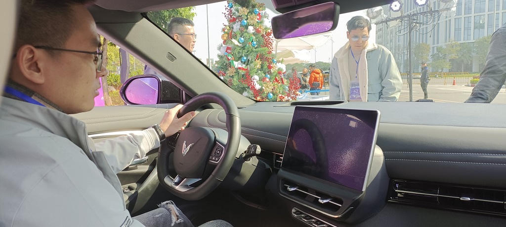 Người dùng trải nghiệm xe điện VF 7: Mọi thứ đều vượt trội xe xăng