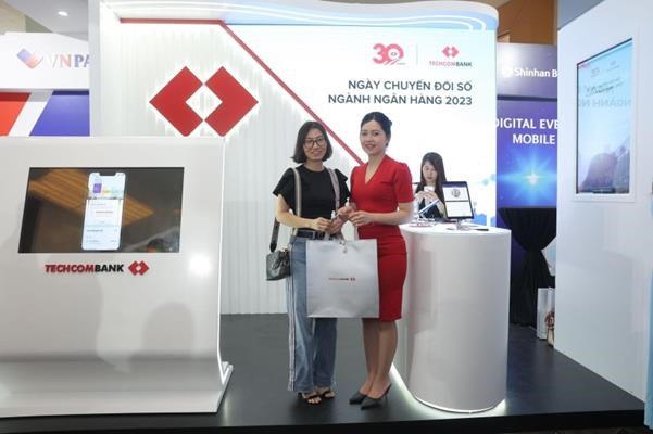Techcombank - Tiên phong dẫn dắt số hóa trong lĩnh vực ngân hàng