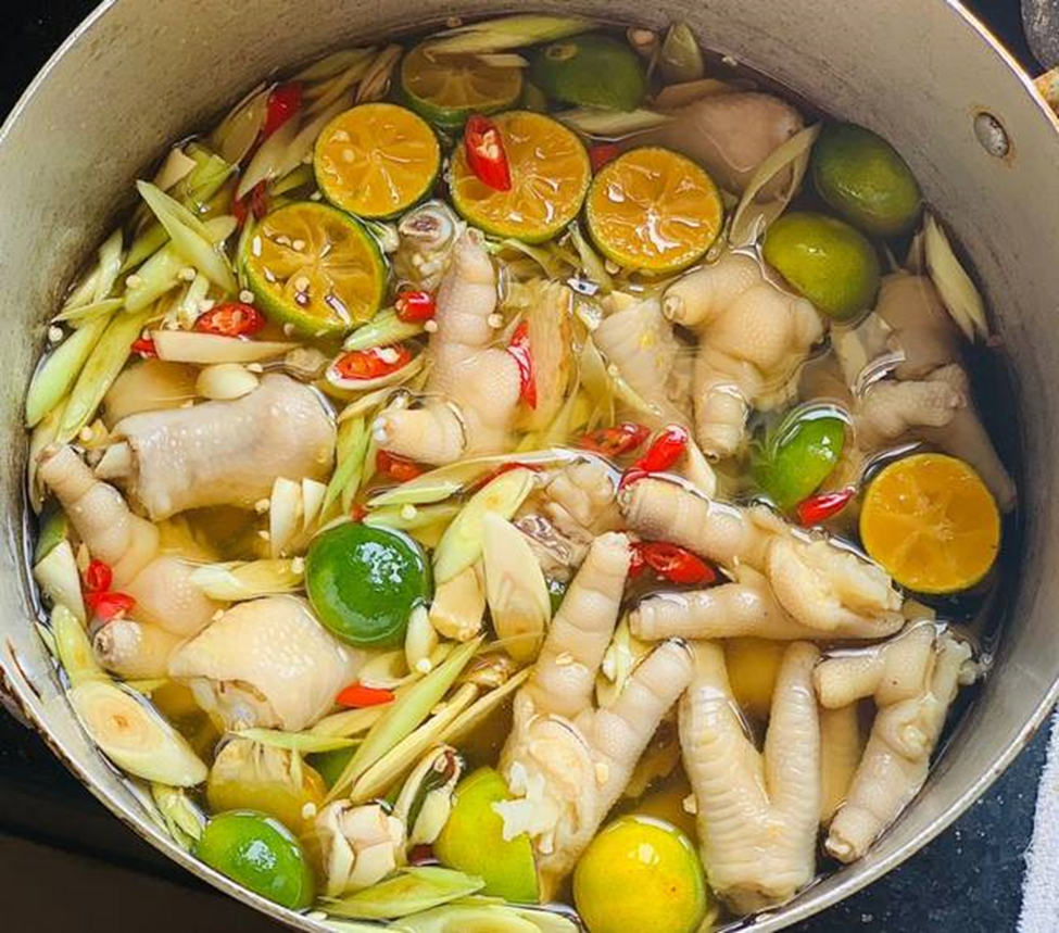 Bỏ túi ngay 4 món ngon đặc sắc từ chân gà này để có thể thay vị món ăn truyền thống