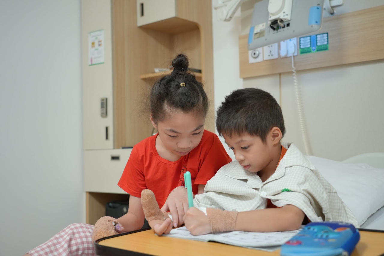 'Chắp cánh ước mơ 2024' - Tiếp nối hành trình 10 năm phẫu thuật từ thiện của BVĐK Hồng Ngọc