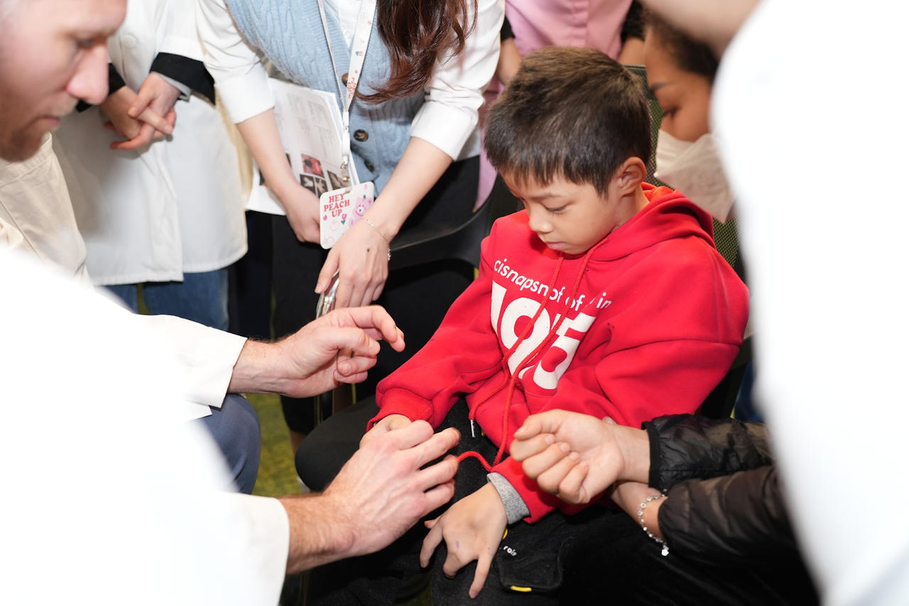 'Chắp cánh ước mơ 2024' - Tiếp nối hành trình 10 năm phẫu thuật từ thiện của BVĐK Hồng Ngọc