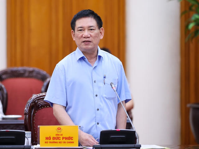 Thủ tướng: Tháo gỡ khó khăn, vướng mắc, thúc đẩy xây dựng 1 triệu căn hộ nhà ở xã hội