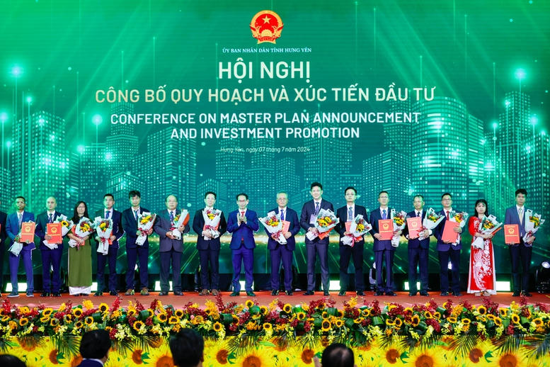 Thủ tướng kỳ vọng Hưng Yên phát triển vào nhóm dẫn đầu cả nước, góp phần làm nên 'kỳ tích sông Hồng'