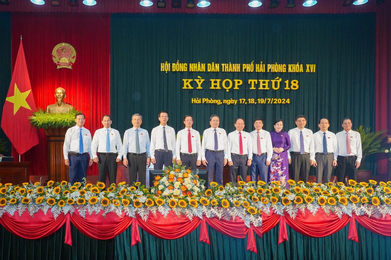 Chủ tịch Quốc hội dự khai mạc kỳ họp thứ 18 HĐND TP Hải Phòng