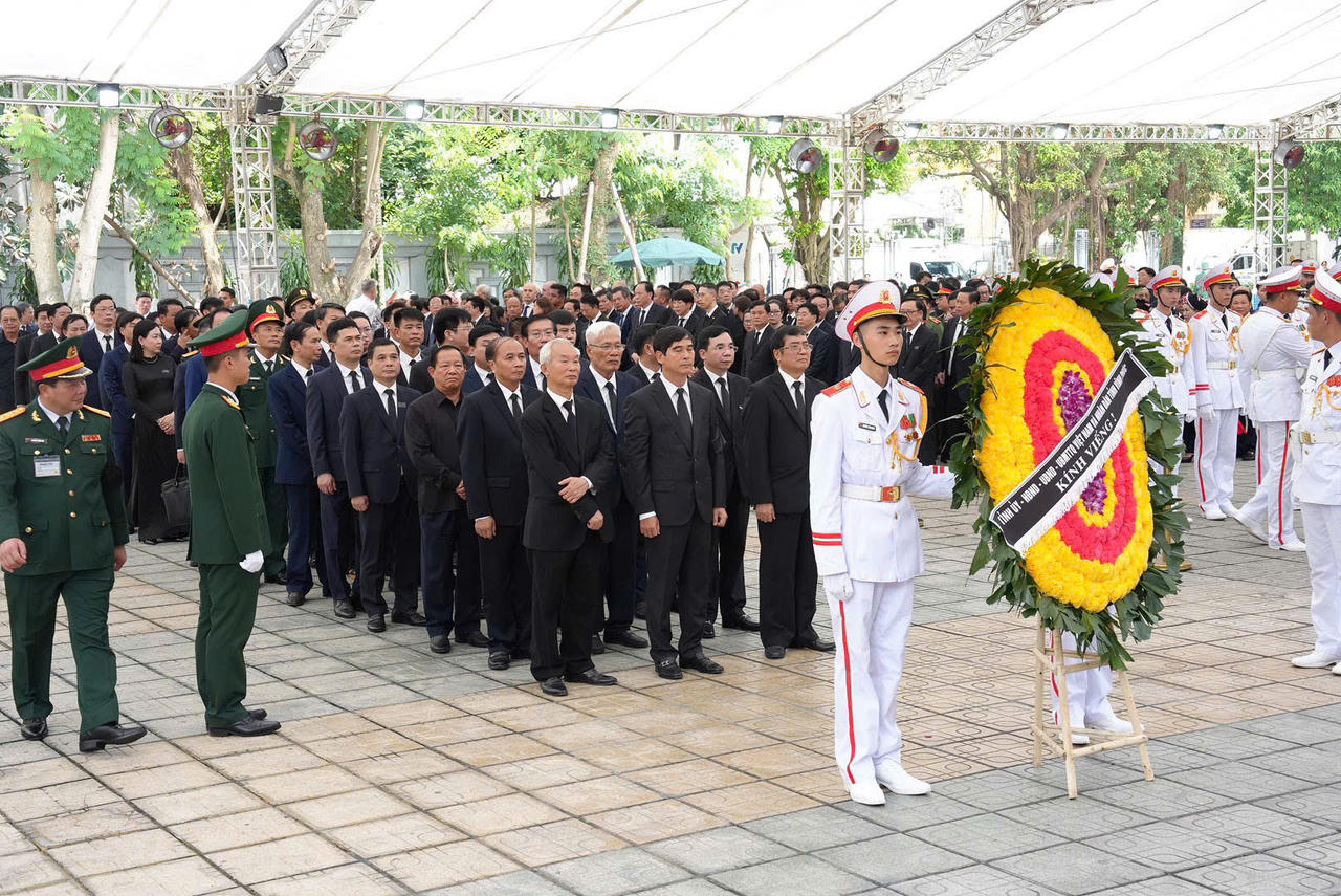 Thành kính, tiếc thương Tổng Bí thư Nguyễn Phú Trọng