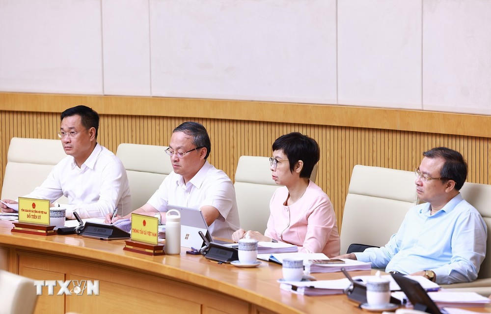 Thủ tướng: Các cơ quan quản lý nhà nước không sa vào các công việc nhỏ lẻ