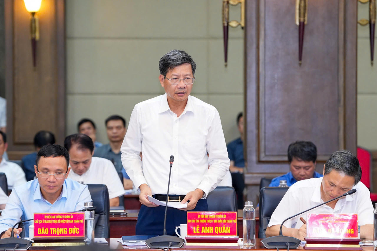 Thủ tướng Phạm Minh Chính biểu dương tinh thần phòng, chống bão của quân và dân Hải Phòng