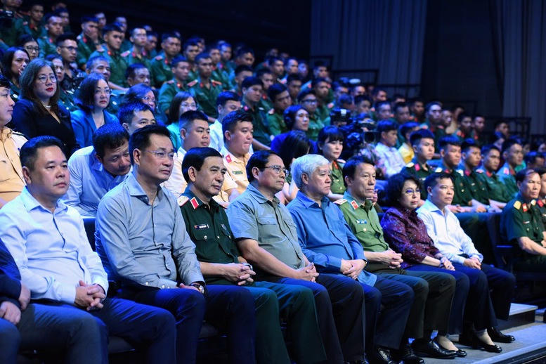 Thủ tướng chia sẻ về '6 điểm tựa Việt Nam'