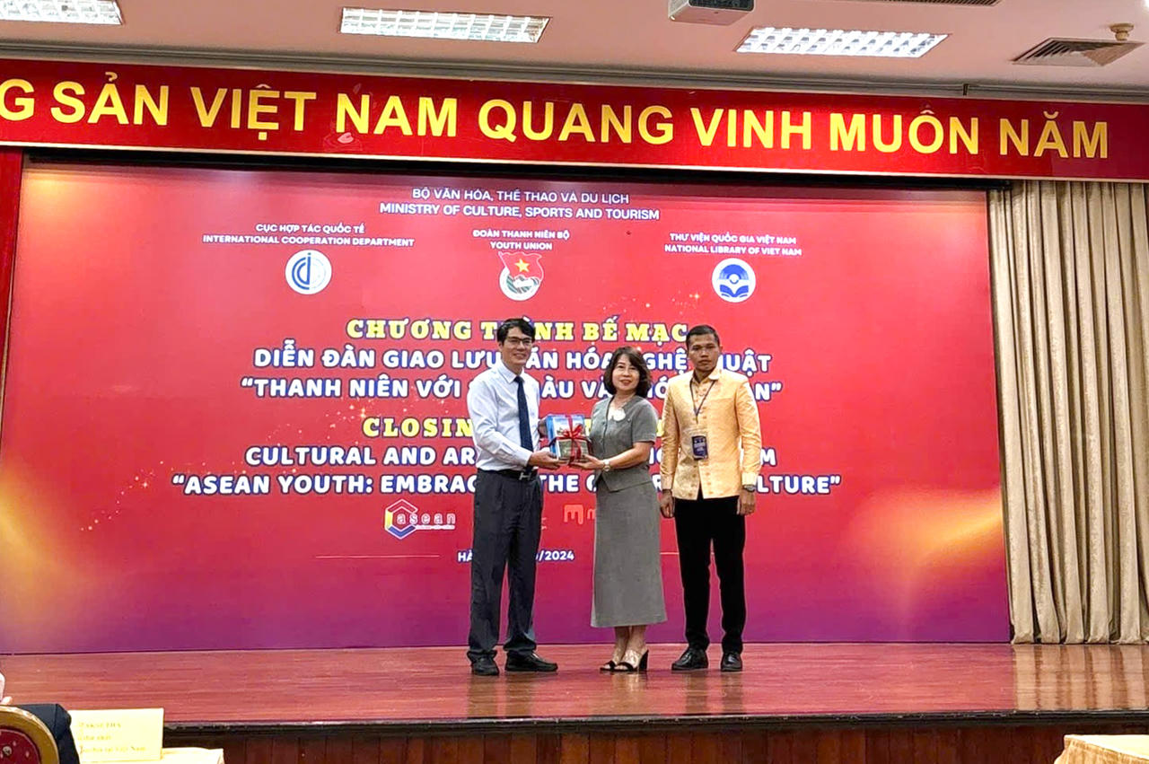 Tuổi trẻ UPES1 tham gia Diễn đàn giao lưu văn hoá nghệ thuật 'Thanh niên với Sắc màu Văn hóa ASEAN'