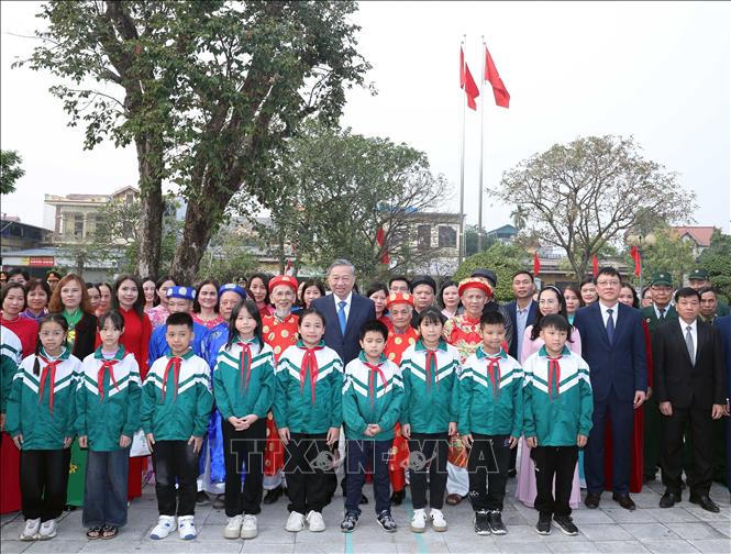 Tổng Bí thư Tô Lâm thăm và chúc Tết Đảng bộ, chính quyền và nhân dân tỉnh Hưng Yên